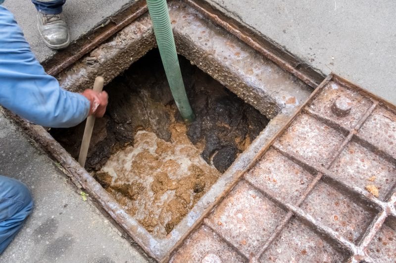 Sewer Line Unclogging in Fort Lauderdale, FL
